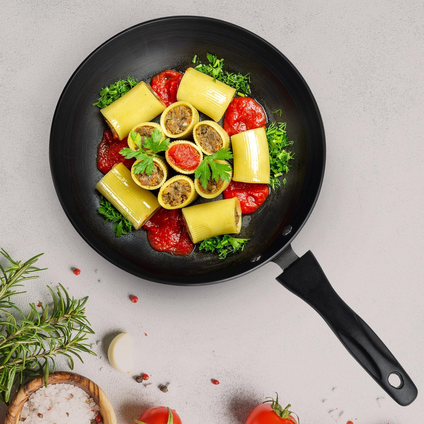 AGARO Elite Hard Anodised Tapper Frying Pan, 1.5L Capacity, 24 cm Diameter, Gas Oven Compatible, 3 mm Thick Plate, Riveted Handle, Frying, Cooking, Serving, Black