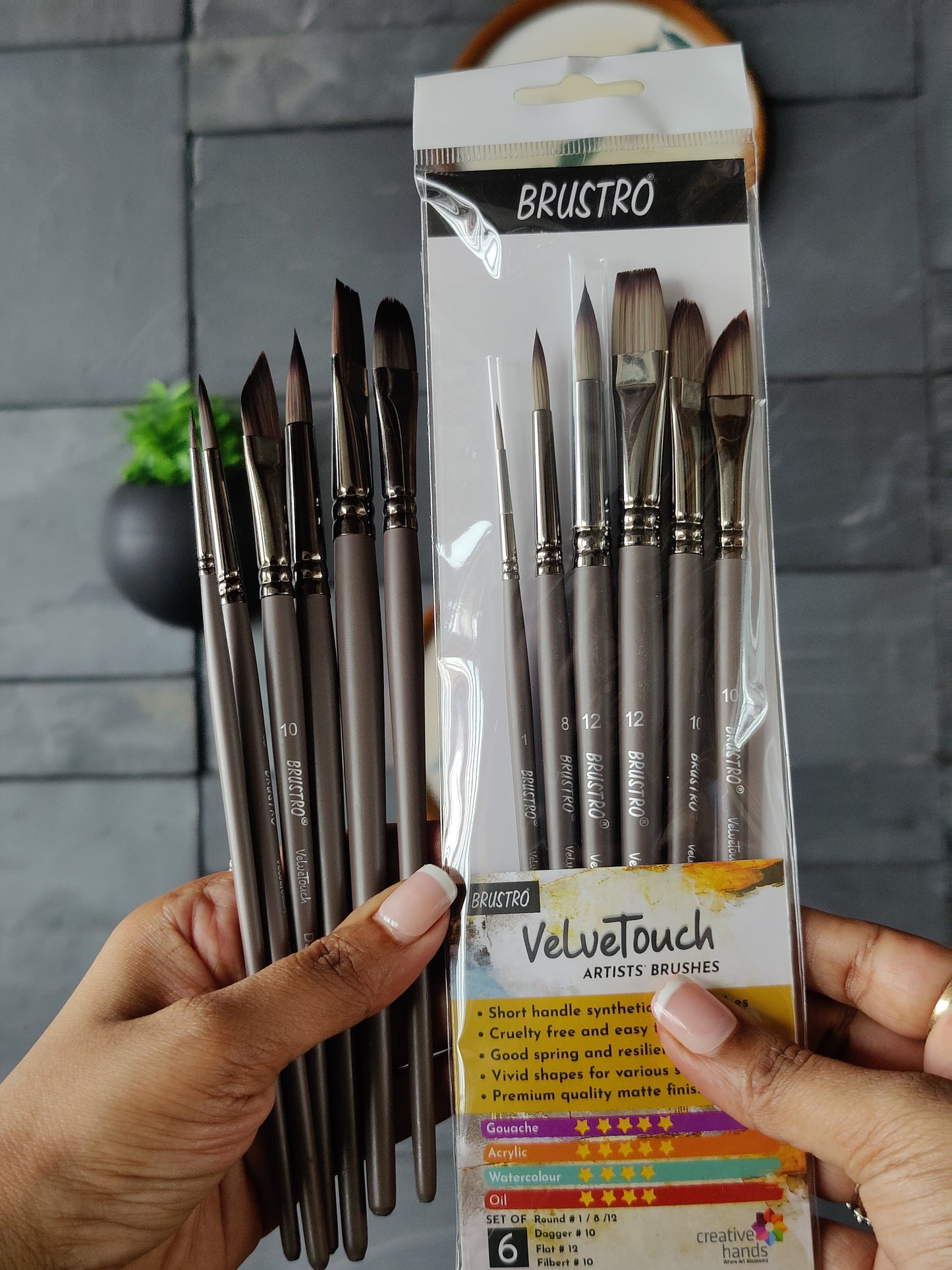 BRUSTRO VelveTouch Artist Brushes | Set of 6 | Gouache, Acrylics, Watercolor, and Oil Painting | Short Handle, Synthetic Bristles, Round, Filbert, Dagger, Flat Shape