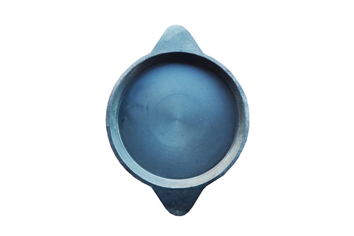 SAT Cast Iron Cookware Pre-Seasoned Tawa - 10 inches (25.4 cm) / Black/Edges Raised, Weight- 1.5 kg. Approx Flat (Ready to use) Induction Compatible