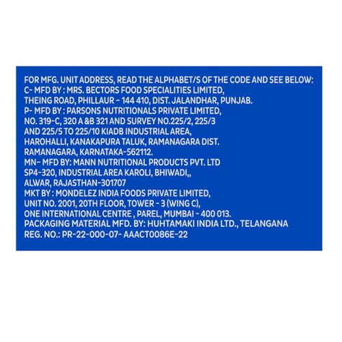 Cadbury Oreo Pokémon Vanilla Flavour Creme Sandwich Biscuit Mega Family Pack, 876.75 g