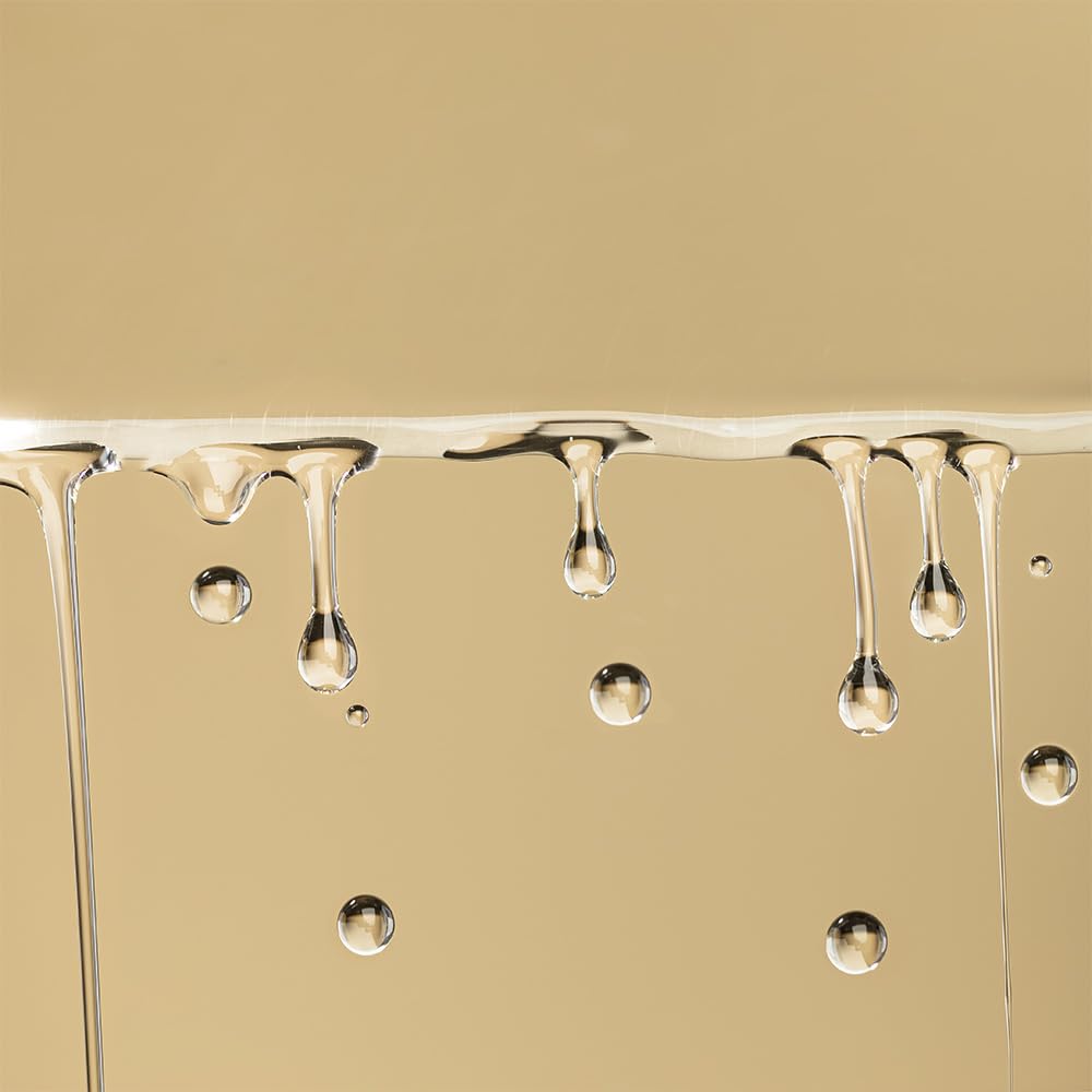 Saka Organics - Holy Coco | Handmade Extra Virgin Coconut Oil | Natural Hair Care for All Hair Types (200 ml)