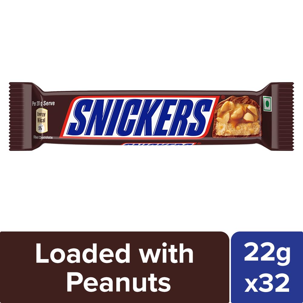 Snickers Peanut Filled Chocolate Bar | Loaded with Delicious & Nutritious Roasted Peanuts, Nougat & Caramel | Nutty Chocolate Treat for Sharing | 22G | Pack of 32, 704 Gm