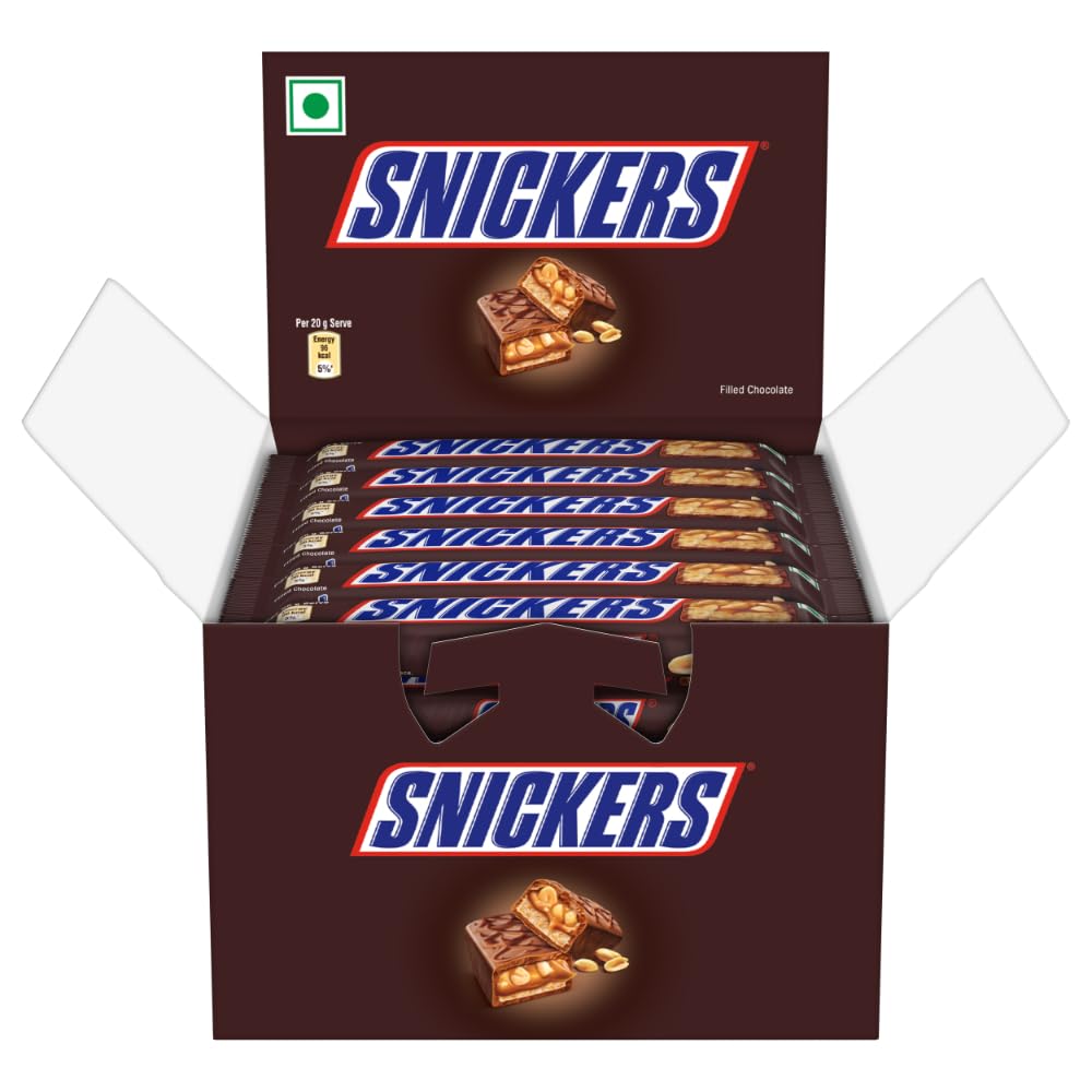 Snickers Peanut Filled Chocolate Bar | Loaded with Delicious & Nutritious Roasted Peanuts, Nougat & Caramel | Nutty Chocolate Treat for Sharing | 22G | Pack of 32, 704 Gm