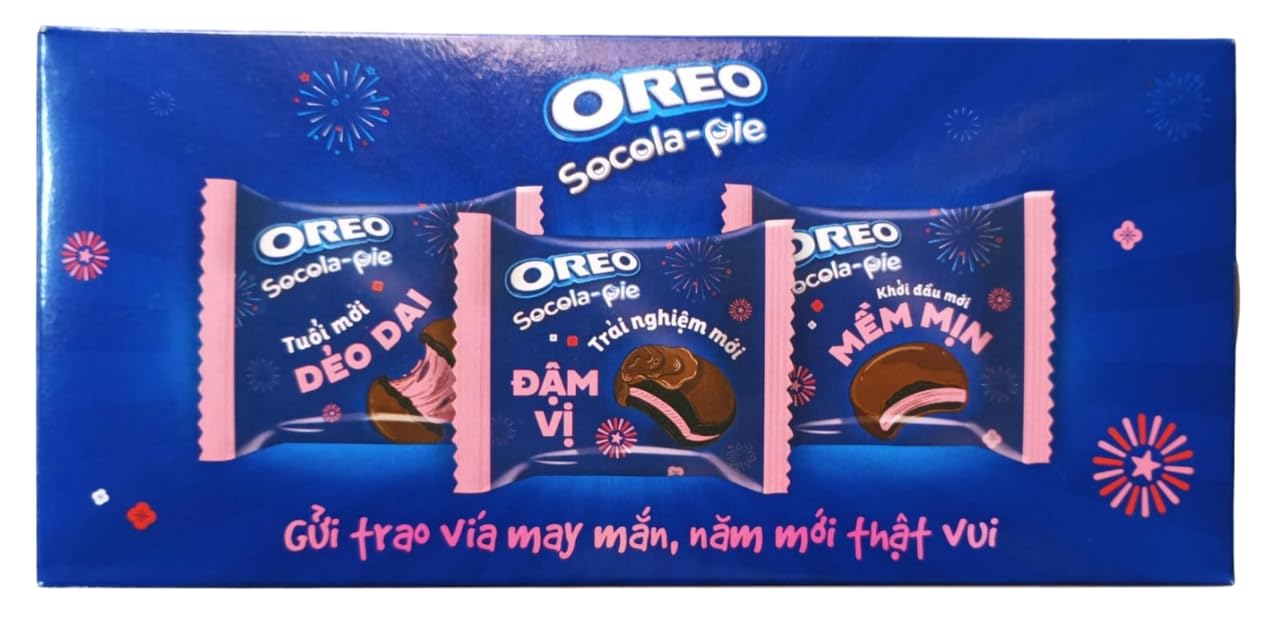 Cadburys OREOS Socola-Pie Special Edition Features a Strawberry-Flavored Marshmallow Sandwiched Between Oreos Cookie Pieces, all Coated In Rich Chocolate 6 Pack 168g (Vietnam)