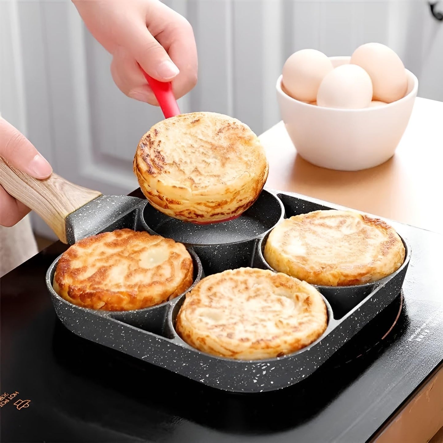 VDNSI Non Stick Frying Pan 4 Hole Ceramic Pan for Cooking Non Stick Egg Frying Pan with Wooden Handle Non Stick Omelette Pan Iron Cooking Pans for Kitchen (1pcs) (Black)