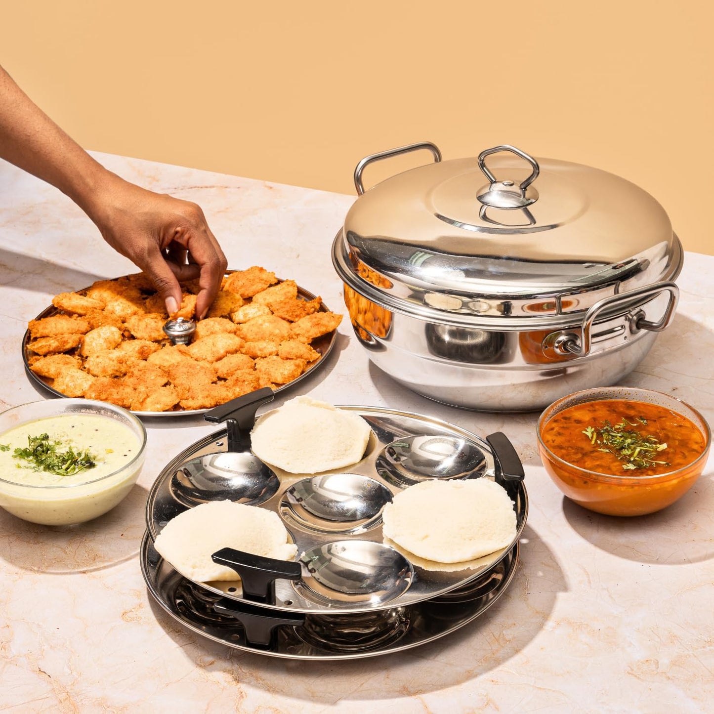 Vinod Stainless Steel Deluxe Multi Kadai with 6 Plates - 26cm, 2 Idli, 2 Dhokla,1 Patra and 1 Mini Idli Plate | Dhokla and Momos Steamer, Maker,Induction Friendly