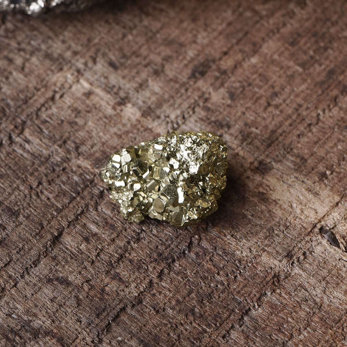 Shubhanjali Peru Pyrite Cluster Stone 5-10 Gm Golden Pyrite Stone Original Clusters Gemstone for Wealth Attracts Money Magnet Reiki Healing Special Unique Gifts for Men Father