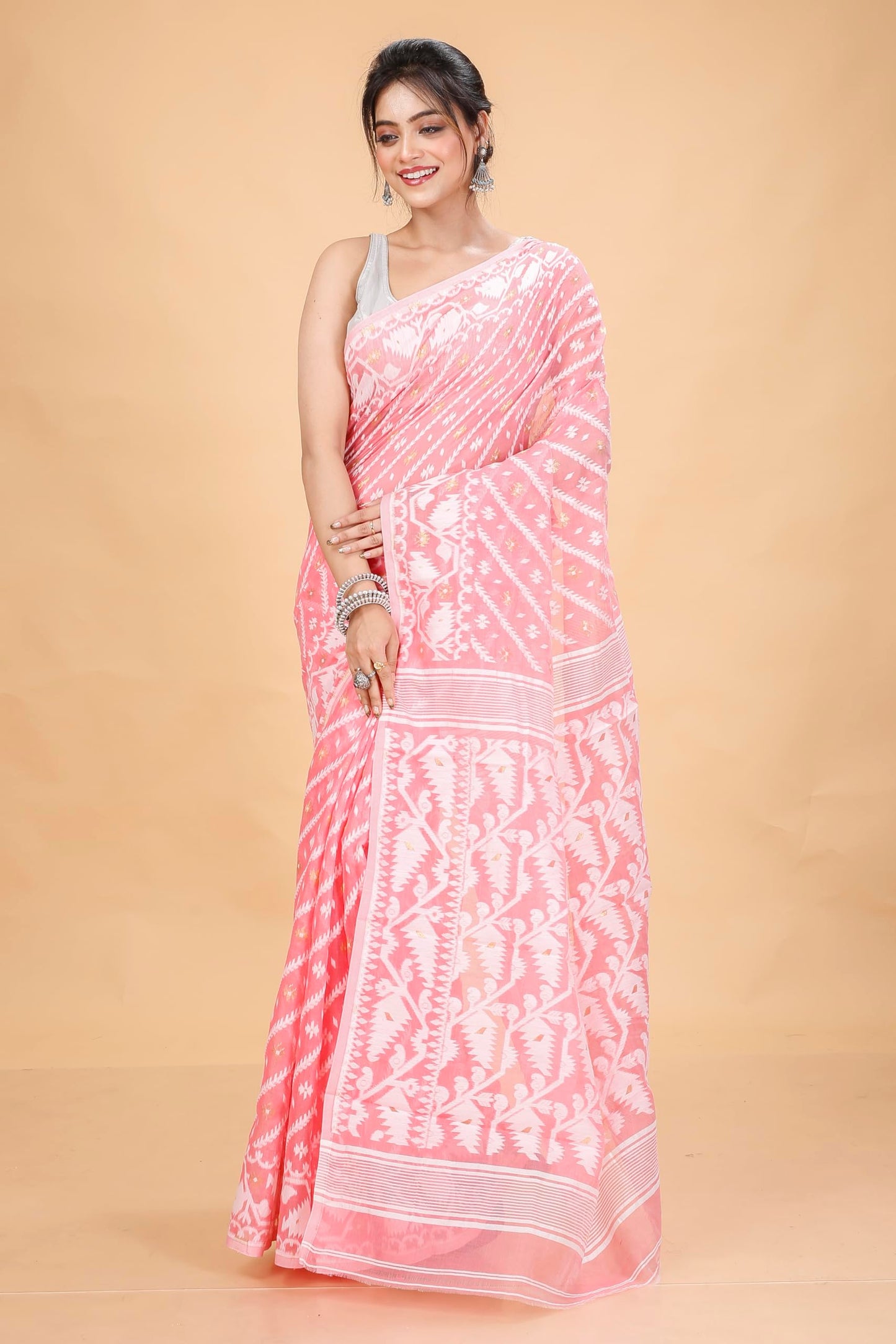 Tant Vastra Women’s Soft Resham Dhakai Karat Jamdani Saree without Starch And Without Blouse Piece (Peach)