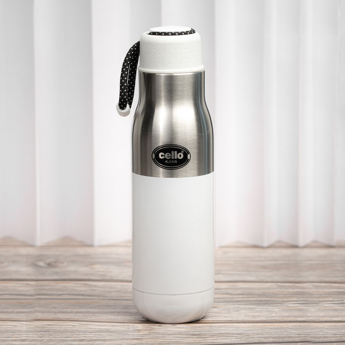 White|Alexia Flask, Vacusteel Water Bottle, 600ml / 600ml