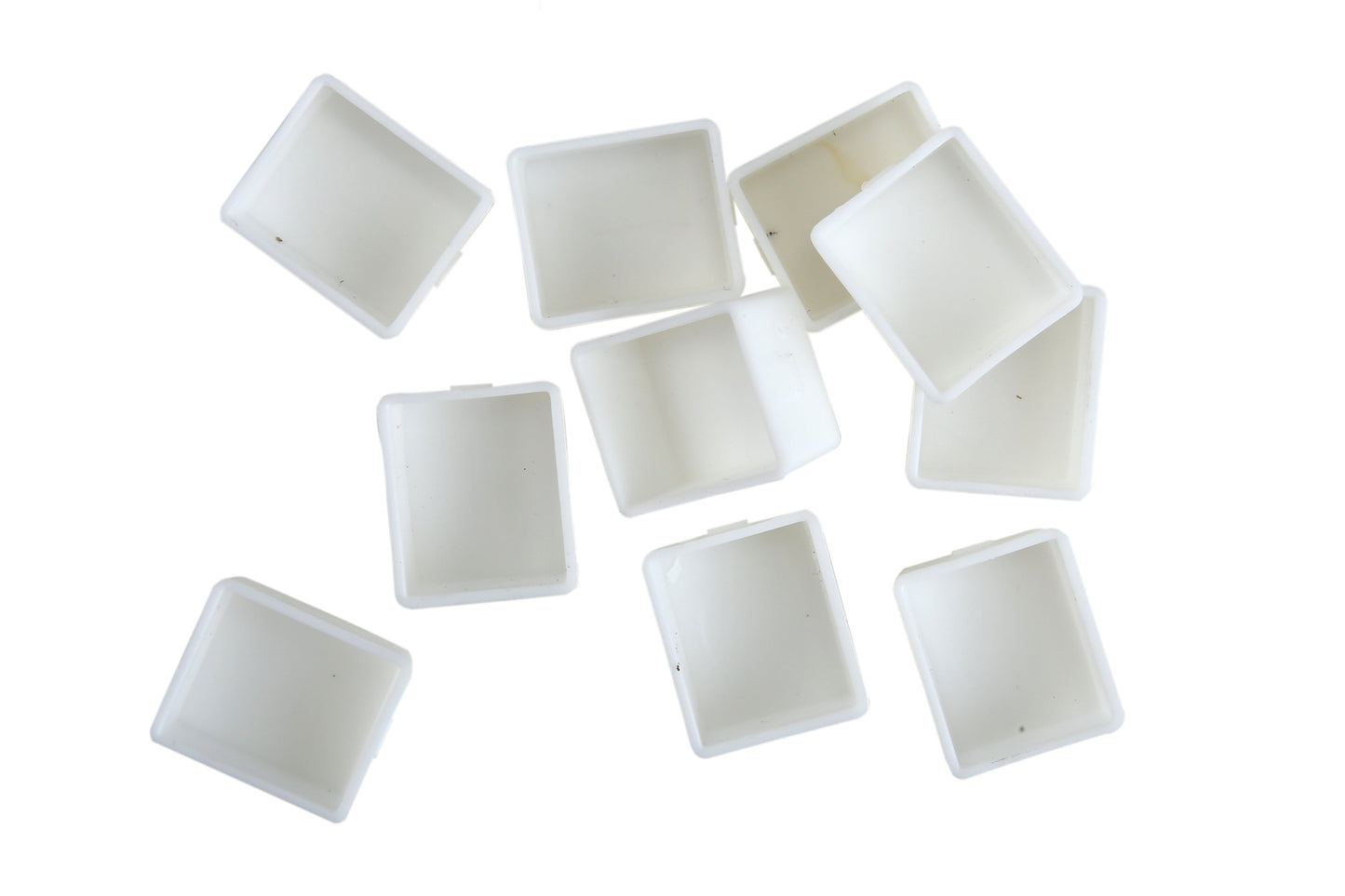 Brustro Empty Watercolour Half Pans - Pack of 24