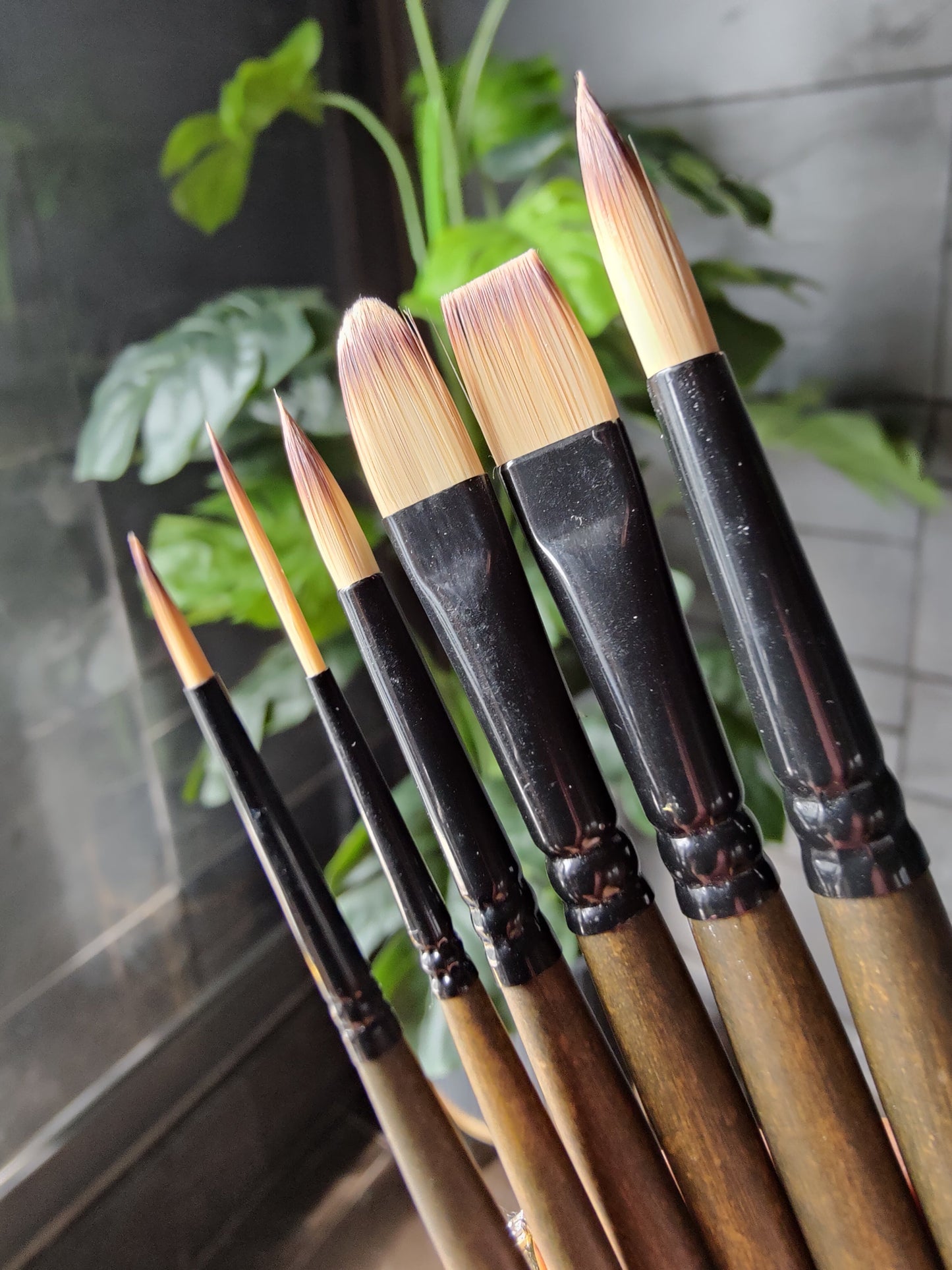 BRUSTRO AquaStrokes Artist Brushes | Set of 6 | Ideal for Watercolour, Gouache, Acrylics, Oil Brush, Synthetic Bristles,  Wooden handle | Made for Students and Professionals Artists