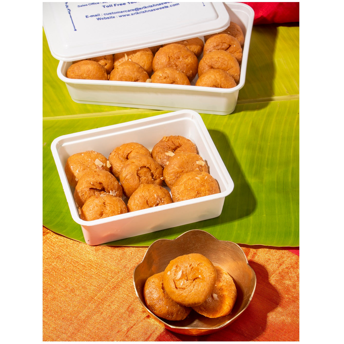 Sri Krishna Sweets Mini Badhusa - Tray